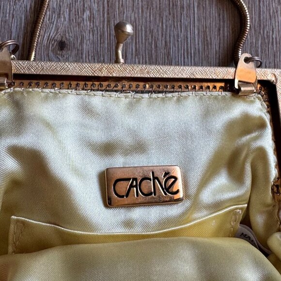 Vintage Cache Gold Chainmail Kiss Lock Shoulder Strap Evening Purse Clutch - Picture 8 of 12